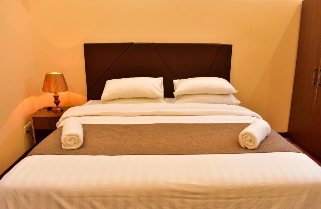 Isle Royal Inn Fuvahmulah Екстериор снимка