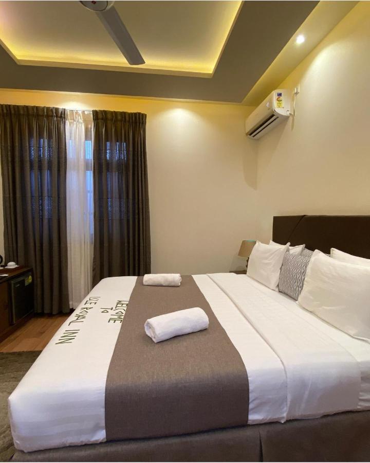 Isle Royal Inn Fuvahmulah Екстериор снимка