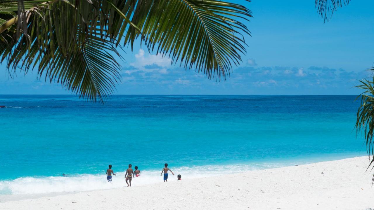 Isle Royal Inn Fuvahmulah Екстериор снимка